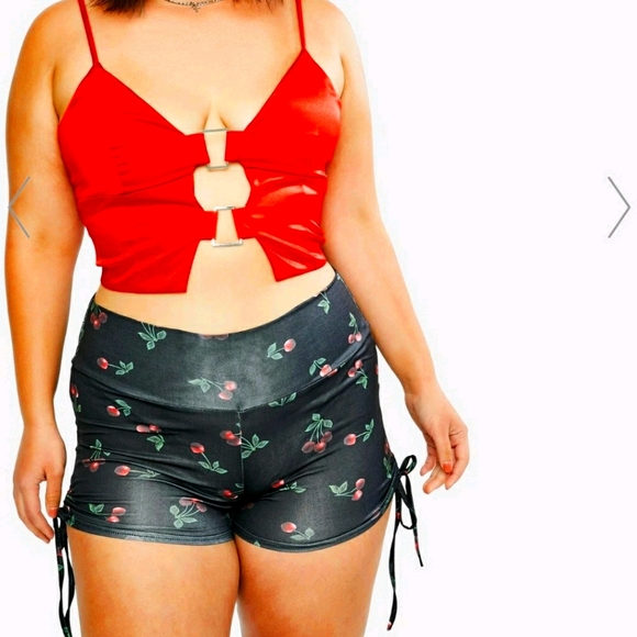 Dolls Kill Pants - Super Hot NWT Cherries Booty Shorts 😍